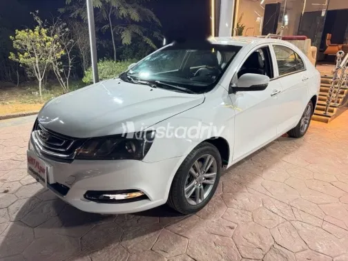 جيلي امبريال 2019 أبيض مستعملة للبيع - 5