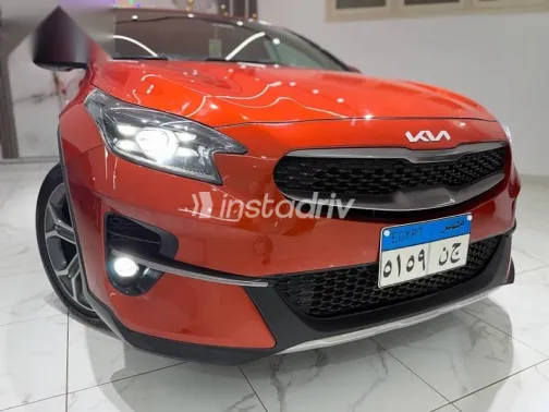 Kia Xceed 2022 Orange Used for Sale - 4