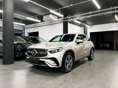 مرسيدس GLC 200 2023 أبيض مستعملة للبيع - 10