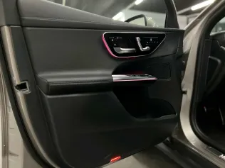 مرسيدس GLC 200 2023 أبيض مستعملة للبيع