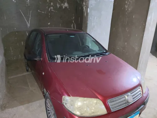 فيات بونتو 2012 أبيض مستعملة للبيع - 4