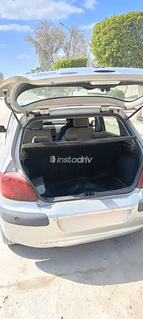 Peugeot 307 2006 White Used for Sale - 5