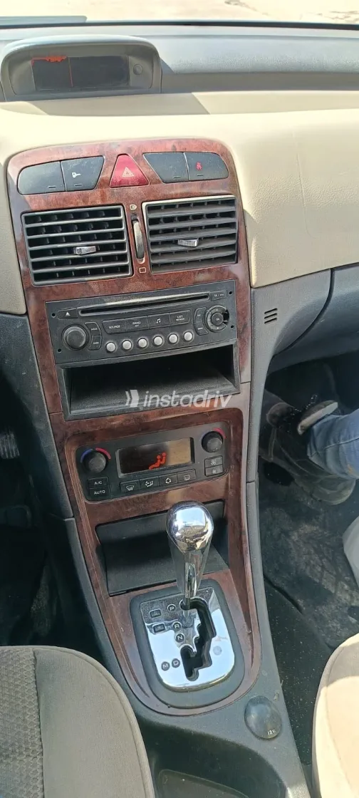 Peugeot 307 2006 White Used for Sale - 8