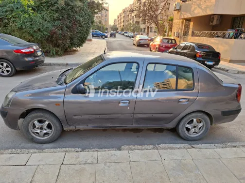 رينو كليو 2001 أبيض مستعملة للبيع - 6