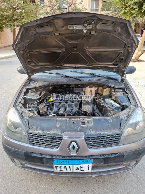 رينو كليو 2001 أبيض مستعملة للبيع - 8