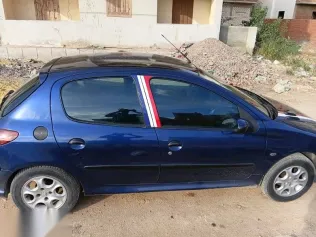 بيجو 206 2005 أزرق غامق جديدة للبيع