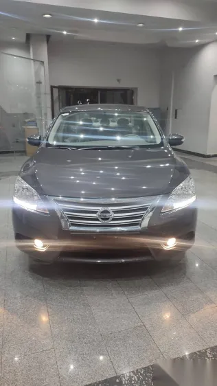 نيسان سنترا 2026 رمادي جديدة للبيع