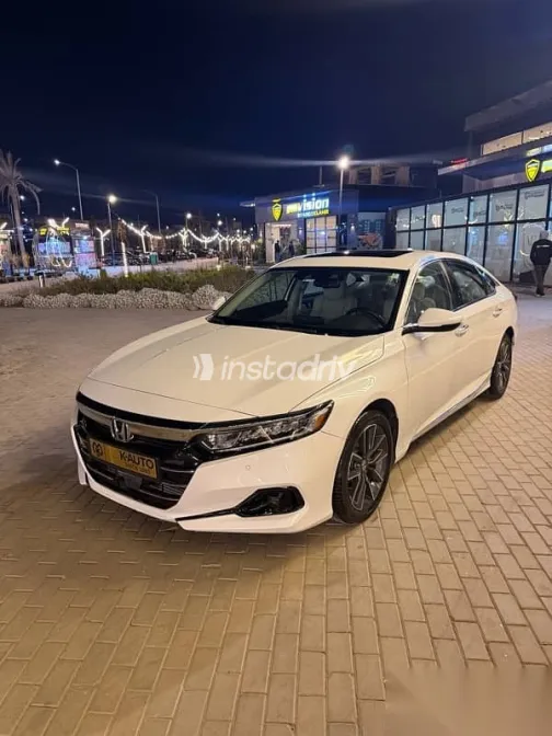 هوندا أكورد 2022 أبيض مستعملة للبيع - 2