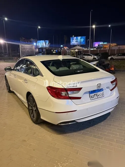 هوندا أكورد 2022 أبيض مستعملة للبيع - 5