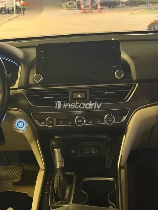 هوندا أكورد 2022 أبيض مستعملة للبيع - 7