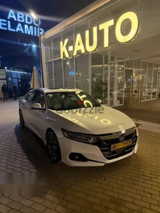 هوندا أكورد 2022 أبيض مستعملة للبيع