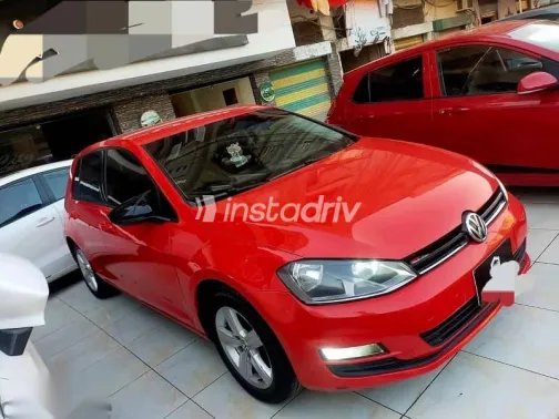 فولكس فاغن جولف 2016 أحمر مستعملة للبيع - 3