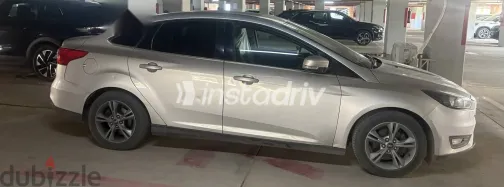 فورد فوكس 2018 فضي مستعملة للبيع - 5