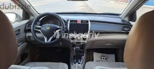 Honda City 2010 Black Used for Sale - 10