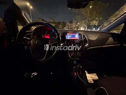 اوبل أسترا 2017 أسود مستعملة للبيع - 7