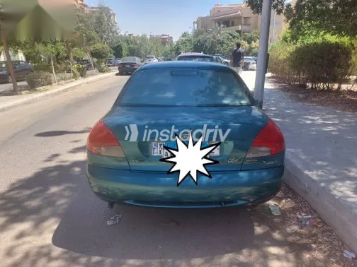 فورد مونديو 2000 أخضر مستعملة للبيع - 3