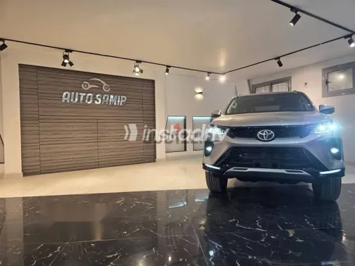 Toyota Fortuner 2026 Silver New for Sale - 5