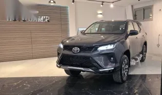 تويوتا فورتشنر 2026 فضي جديدة للبيع