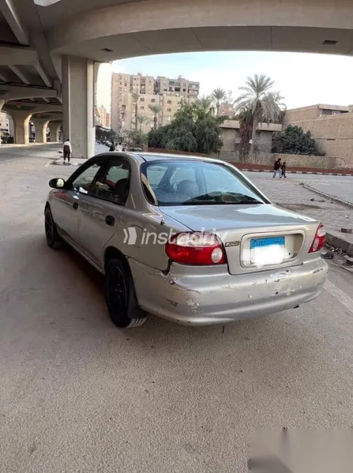 Kia Sephia 2002 Silver Used for Sale - 3