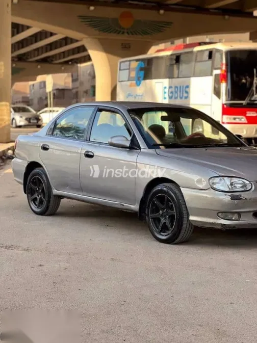 Kia Sephia 2002 Silver Used for Sale - 5