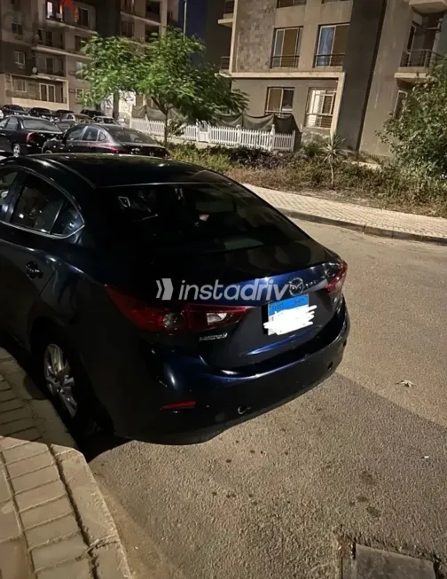 Mazda 3 2017 White Used for Sale - 2