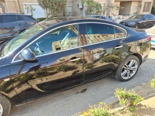 اوبل أنسيجنيا 2017 أبيض مستعملة للبيع