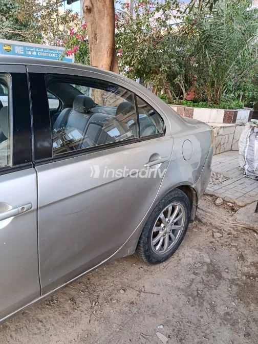 Mitsubishi Lancer 2012 White Used for Sale - 8