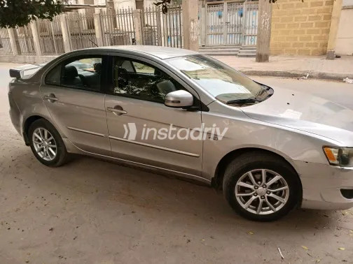 ميتسوبيشي لانسر اى اكس شارك 2016 أبيض مستعملة للبيع - 4