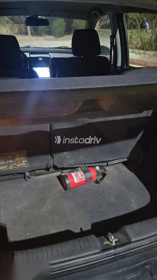 هيونداي جيتز 2011 فضي مستعملة للبيع - 6