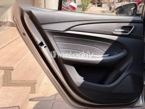 ام جى 5 2026 فضي جديدة للبيع - 10