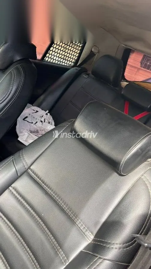 Volkswagen Golf 1997 Red Used for Sale - 9