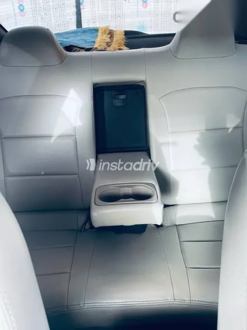 هيونداي إلنترا 2016 أبيض مستعملة للبيع - 3