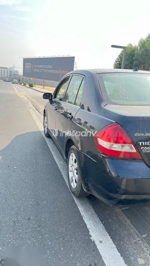 Nissan Tiida 2009 Black Used for Sale - 4