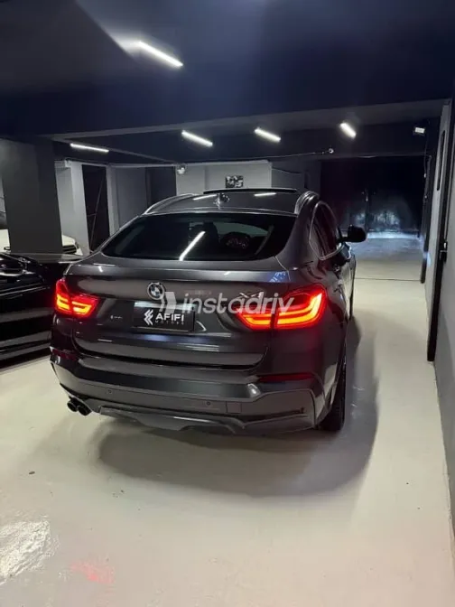 بي ام دبليو X4 2017 فضي مستعملة للبيع - 3