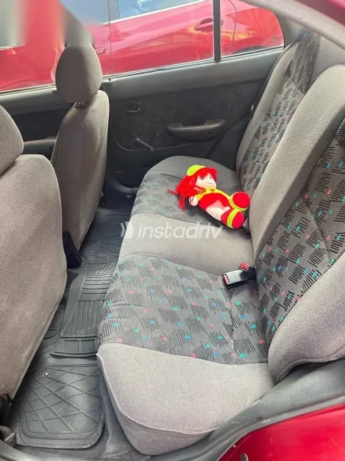 هيونداي اكسنت 2002 أحمر مستعملة للبيع - 3