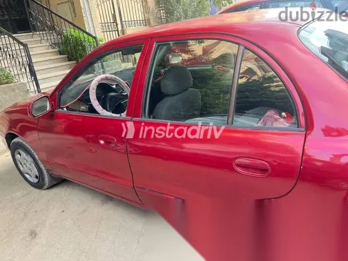 هيونداي اكسنت 2002 أحمر مستعملة للبيع - 7