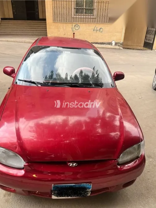 هيونداي اكسنت 2002 أحمر مستعملة للبيع - 8