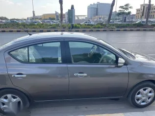 نيسان صنى 2026 بني مستعملة للبيع