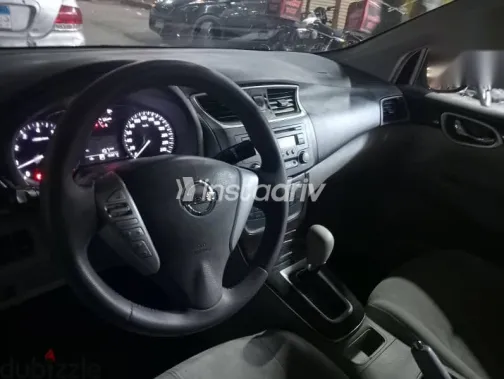 نيسان سنترا 2018 ذهبي مستعملة للبيع - 3