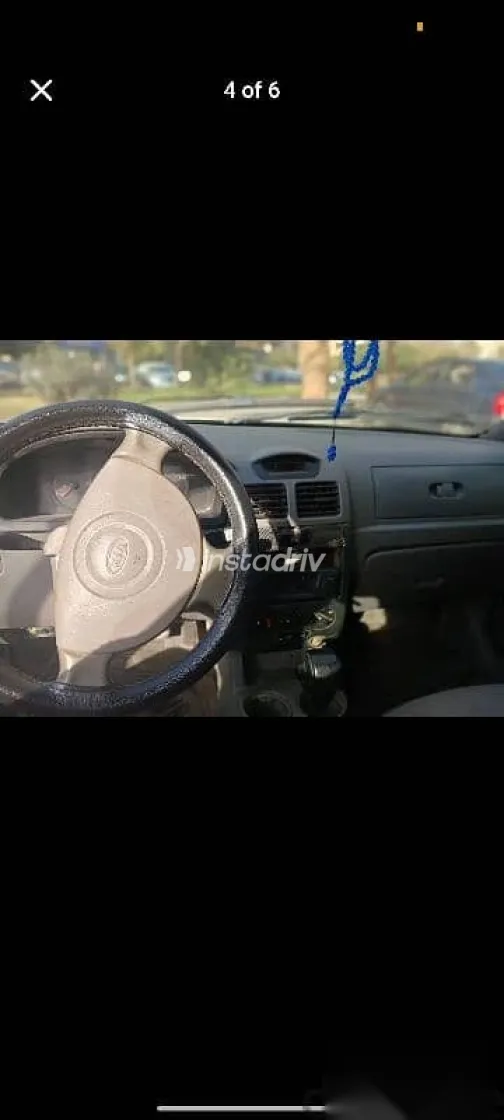 Kia Rio 2004 White Used for Sale - 8