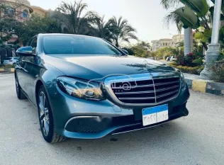 مرسيدس E 180 2019 رمادي مستعملة للبيع