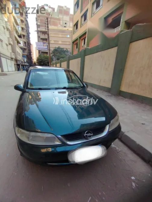 اوبل فيكترا 2000 أخضر مستعملة للبيع - 5