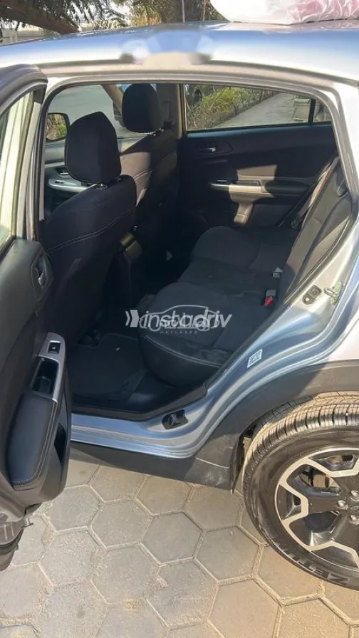 سوبارو XV 2015 فضي مستعملة للبيع - 4