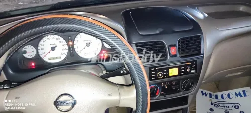 Nissan Sunny 2015 Gold Used for Sale - 5