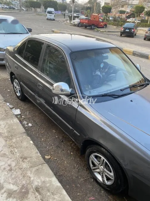 هيونداي فيرنا 2018 أبيض مستعملة للبيع - 3