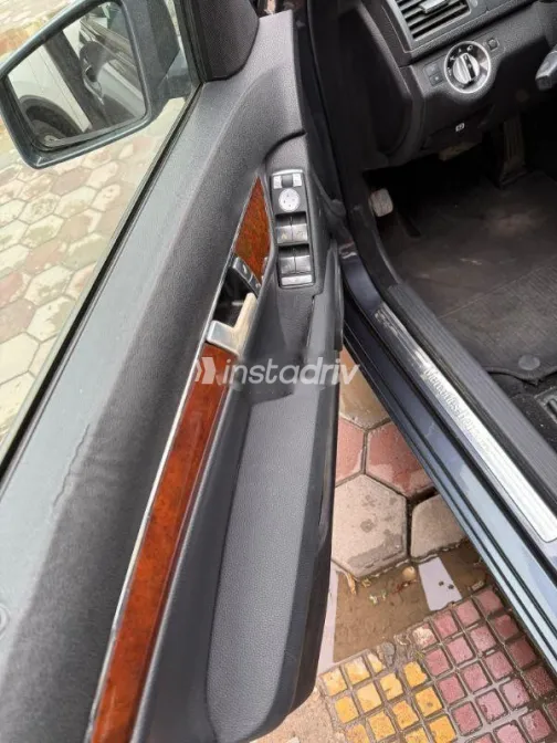 Mercedes C 180 2010 Black Used for Sale - 5