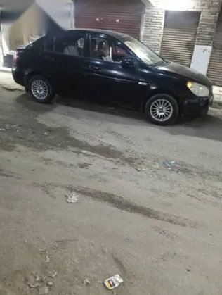 هيونداي اكسنت 2010 أسود مستعملة للبيع