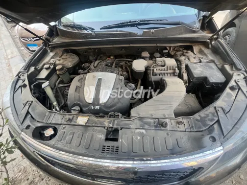 كيا سورينتو 2010 أبيض مستعملة للبيع - 8