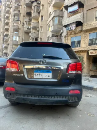 Kia Sorento 2010 White Used for Sale