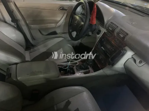 Mercedes C 180 2003 White Used for Sale - 2